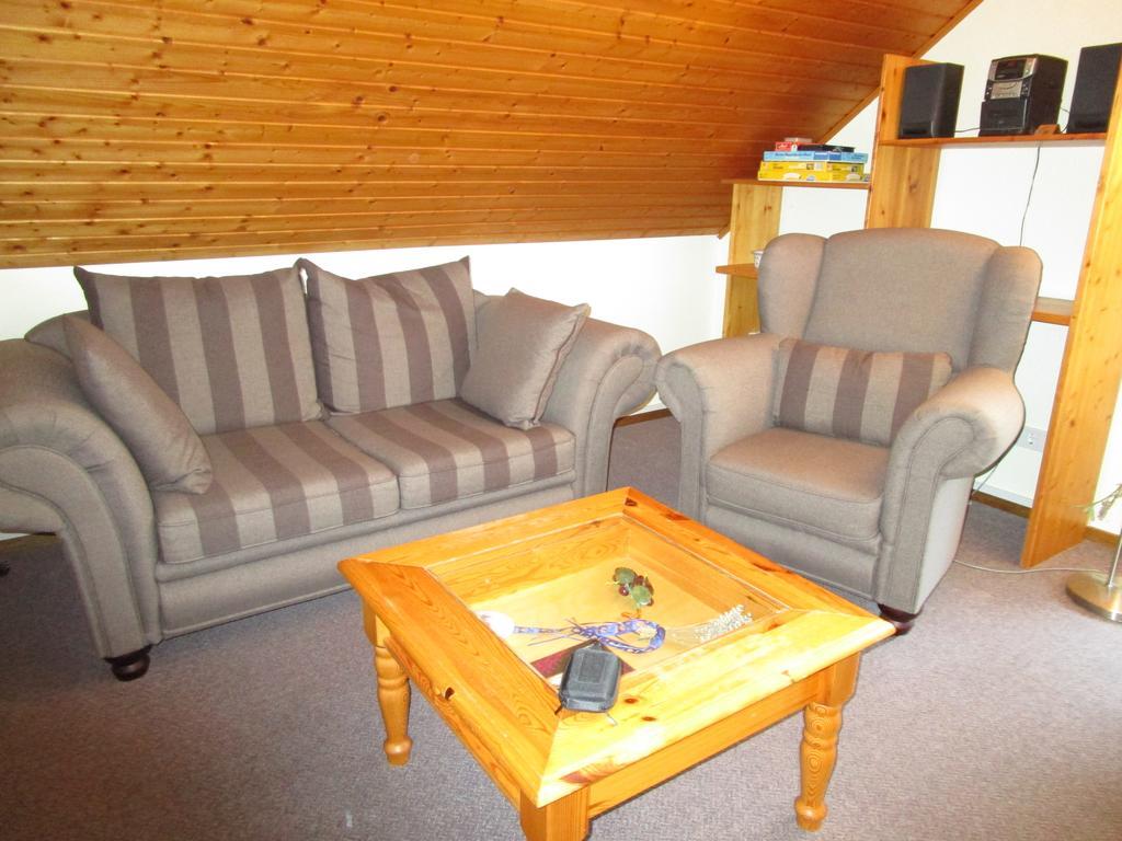 Ferienwohnungen Am Wald Lieser Ngoại thất bức ảnh
